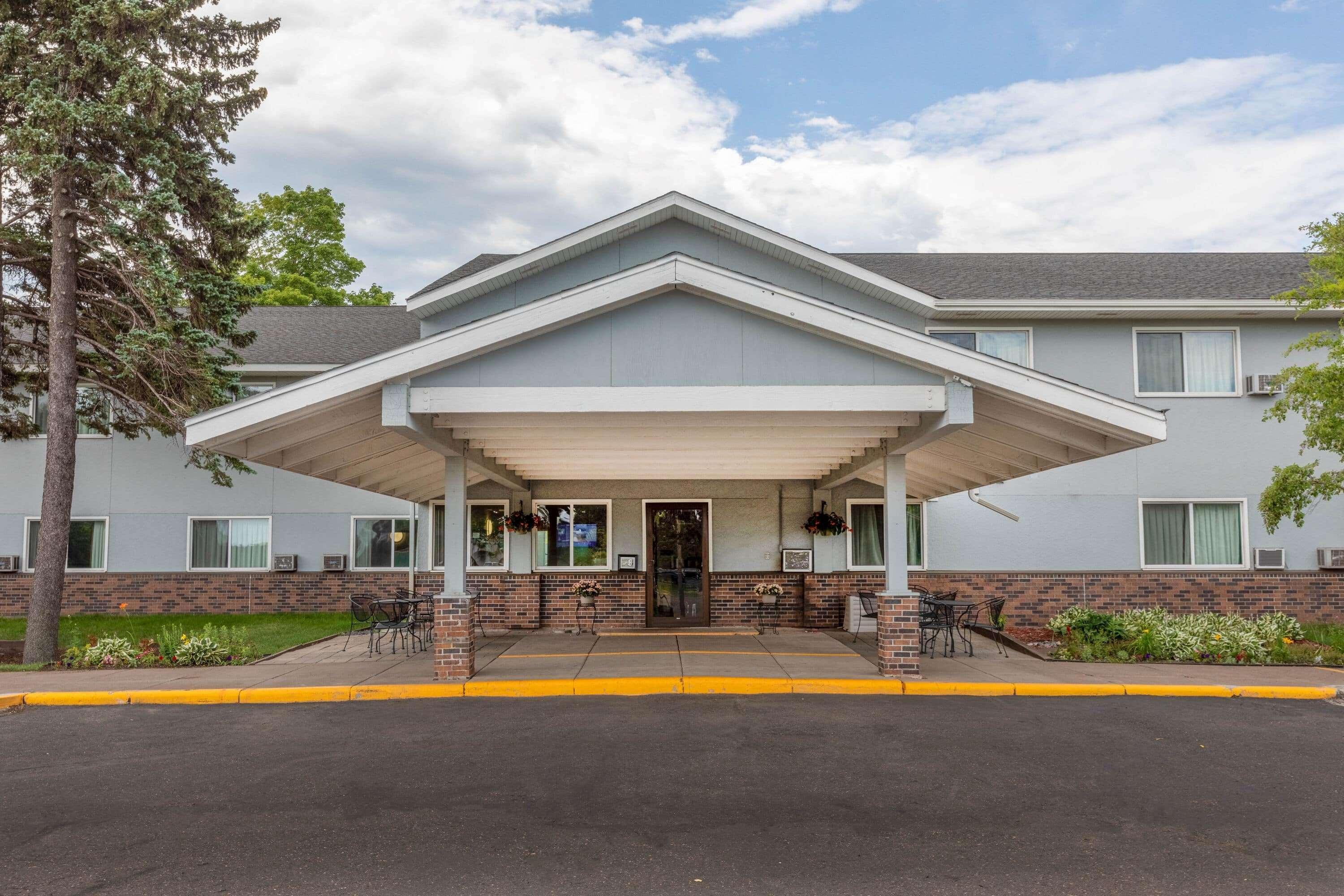 Super 8 By Wyndham Duluth Exterior foto